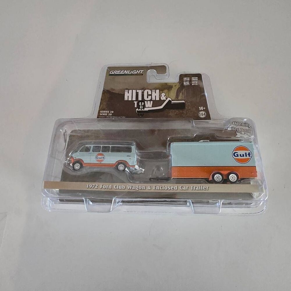 1:64 GreenLight *HITCH & TOW 20* 1972 Ford Club Wagon & Enclosed *GULF OIL* NIP!